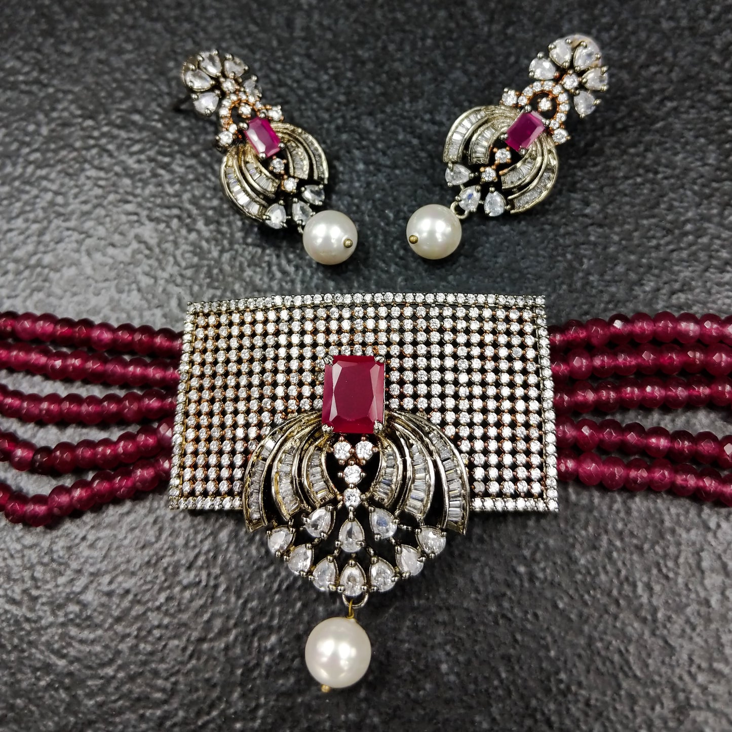 Red Recta Choker Set