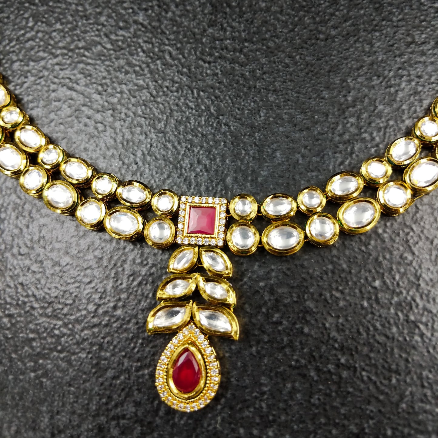 Raniba Necklace Set