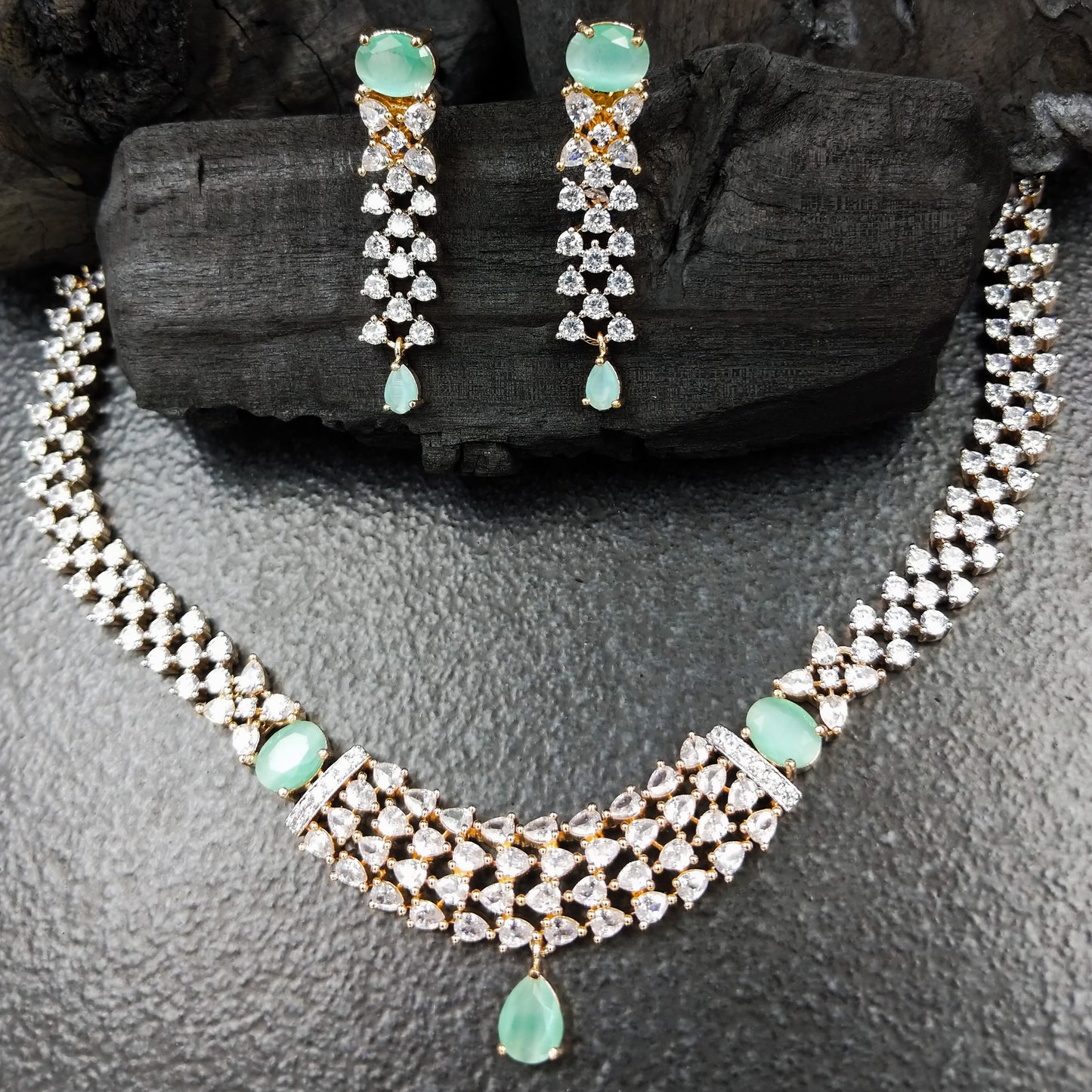 Carmo Necklace Set