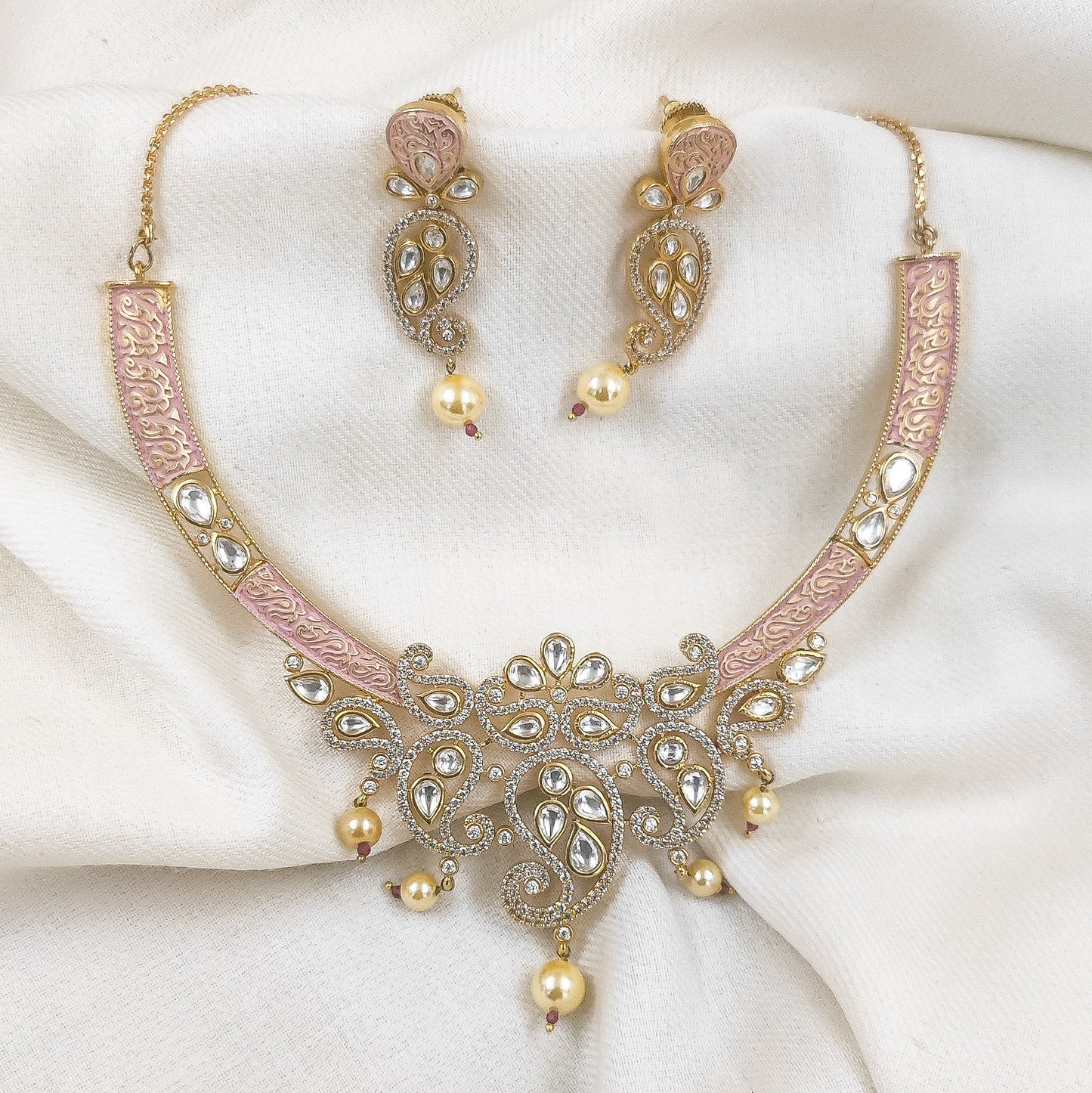 Kreva Kundan Necklace Set