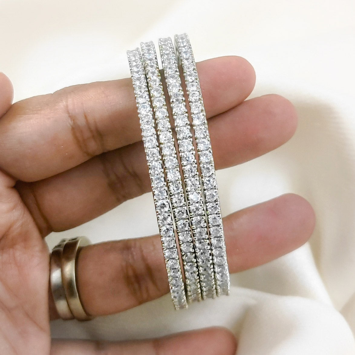 Soli Line Bangles