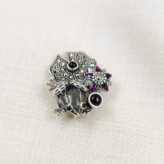 Silver Jewelry Brooches and Lapel Pins by Jauhri 92.5 Silver - Marcasite Frog In The Pond Brooch And Pendant