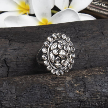 Jewels by Revlis Silver Ring