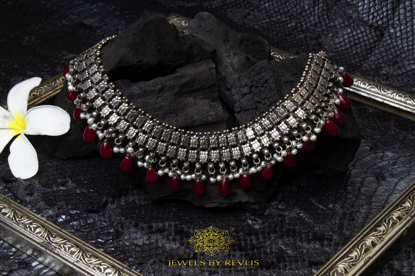 Jewels by Revlis Silver Neckpiece, pendants and necklaces