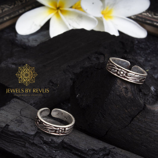 Jewels by Revlis Silver Toe Rings