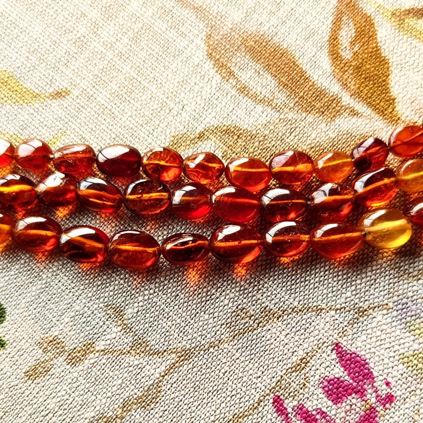 Gomed Triple Strings - Hessonite